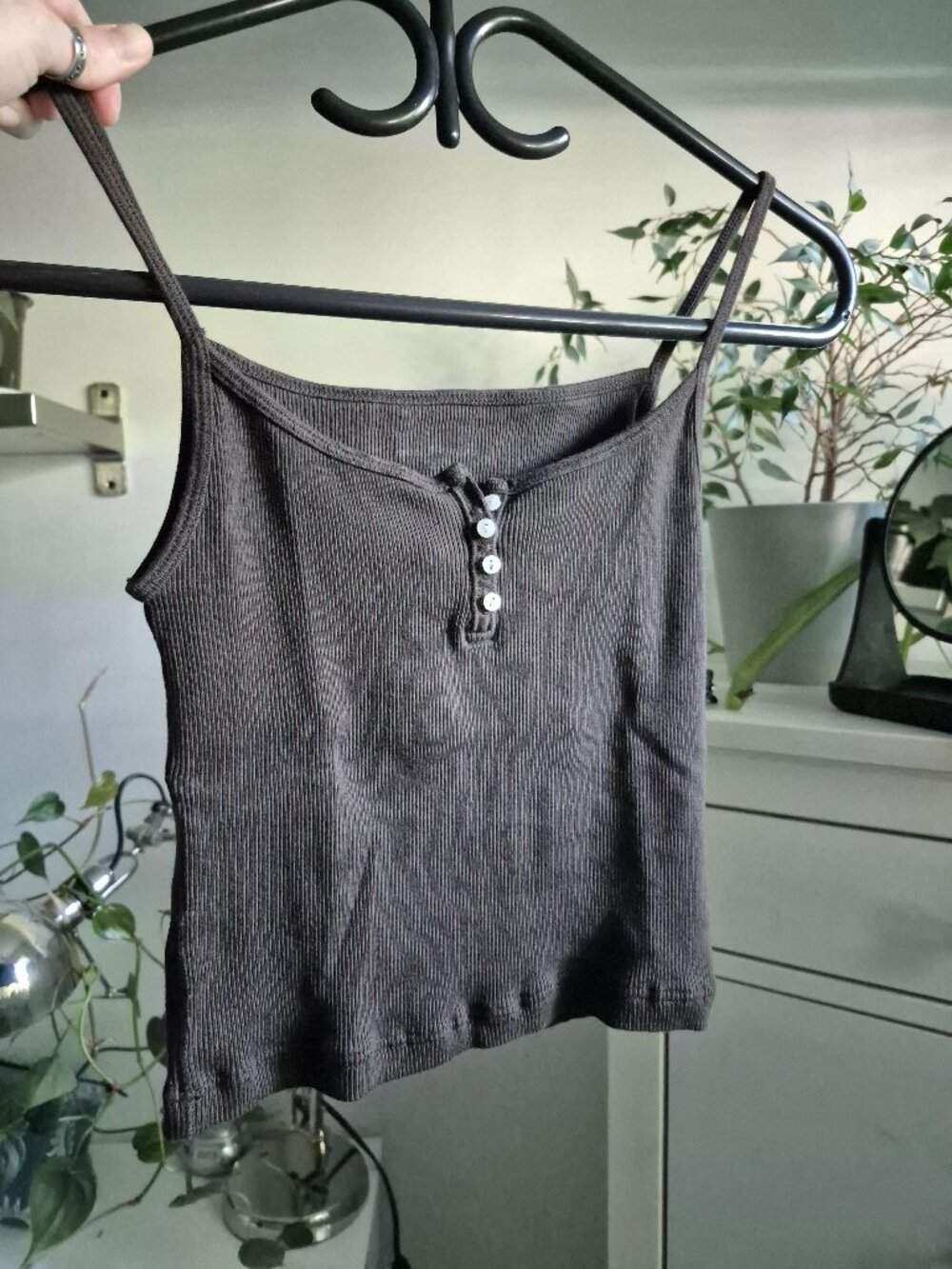 BRANDY MELVILLE TANK TOP